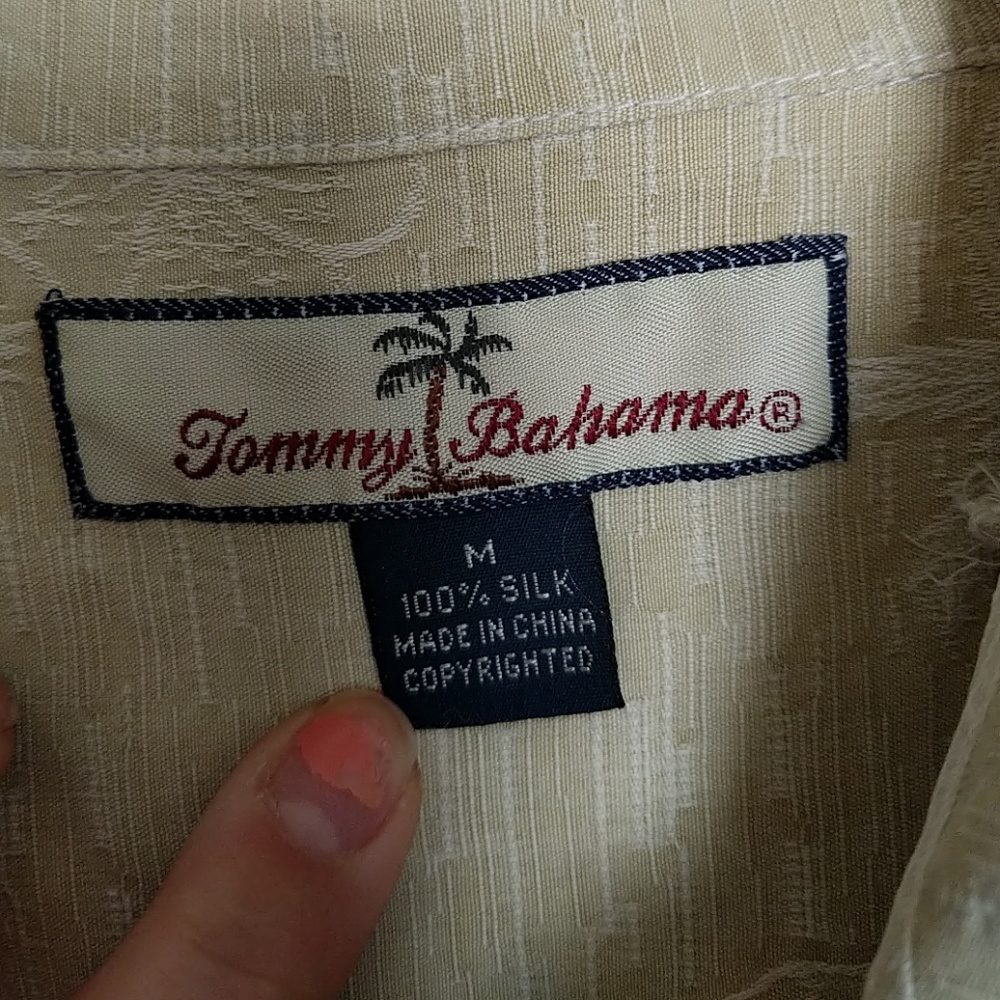 Brand New Tommy Bahama Silk Button Up - Picture 2 of 4